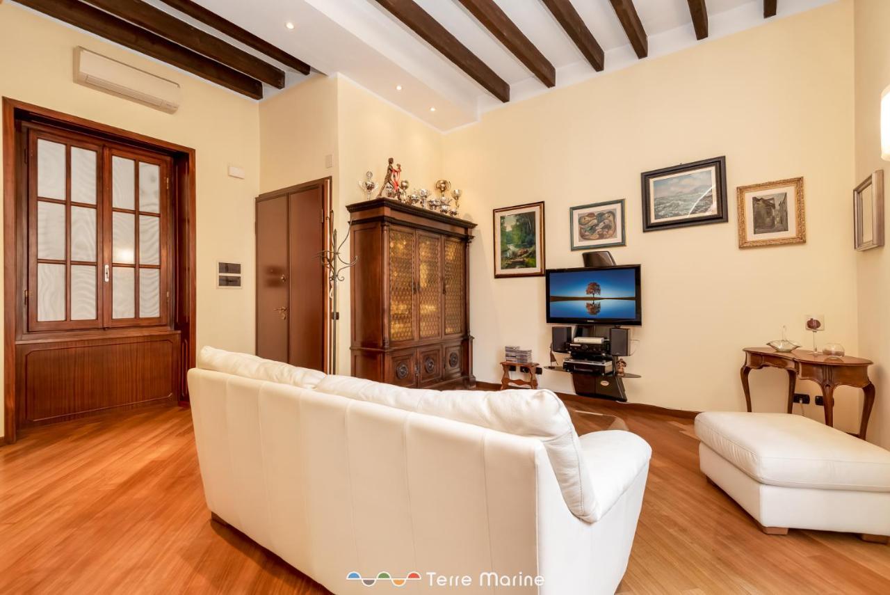 Gallery 22, Terremarine La Spezia